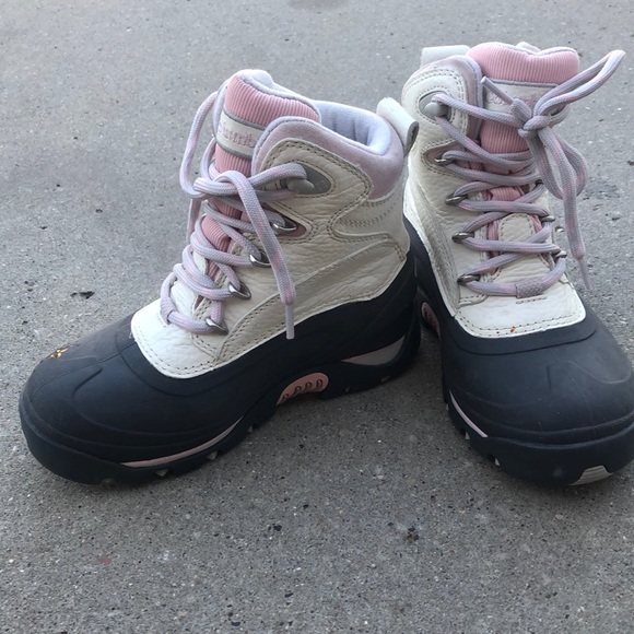 Girls Columbia snow boots - Picture 2 of 5